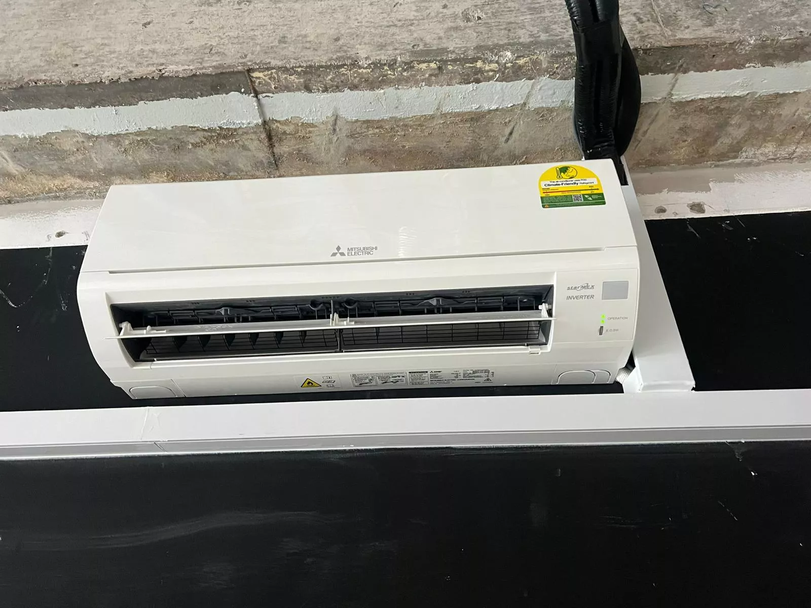 Why Your Aircon Smells Like Vinegar or Sour: Causes & Fixes