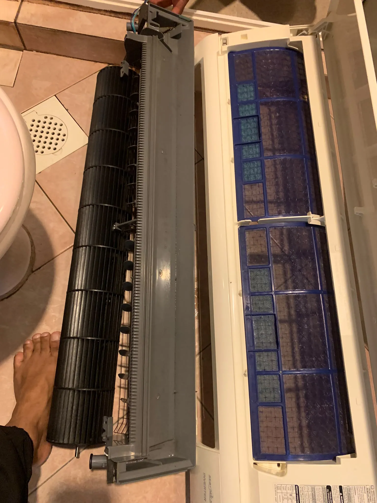 Aircon Servicing in Singapore — photo 1